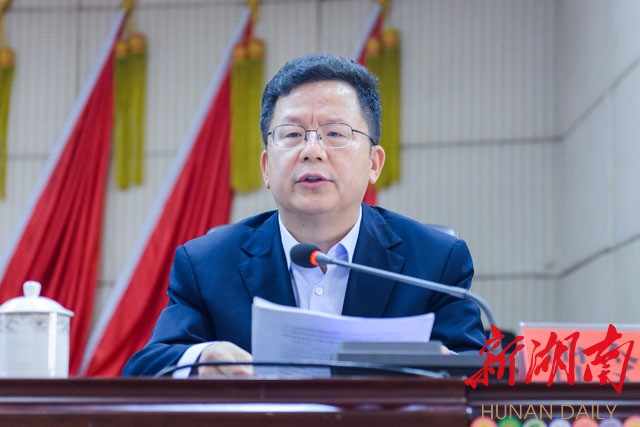 (曾令斌出席)