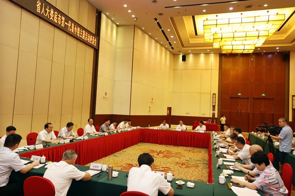 毛偉明:忠誠履責 做人民羣眾的貼心人