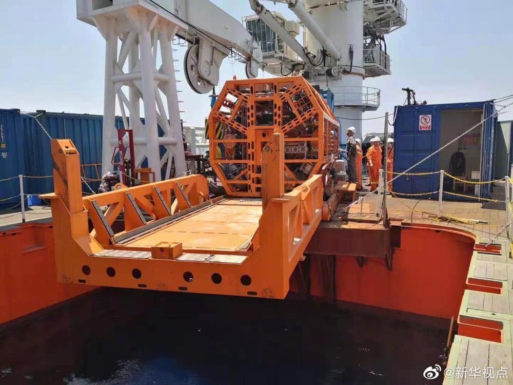 中国海牛Ⅱ号创造深海钻机钻探深度