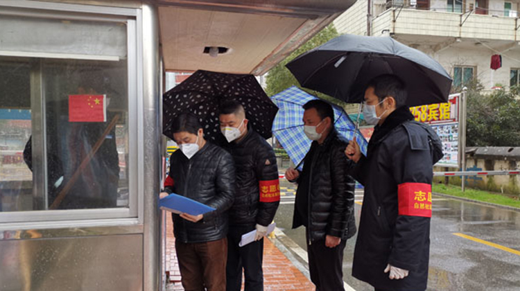 长沙市雨花区检察院积极下沉社区 联防联控战“疫”情