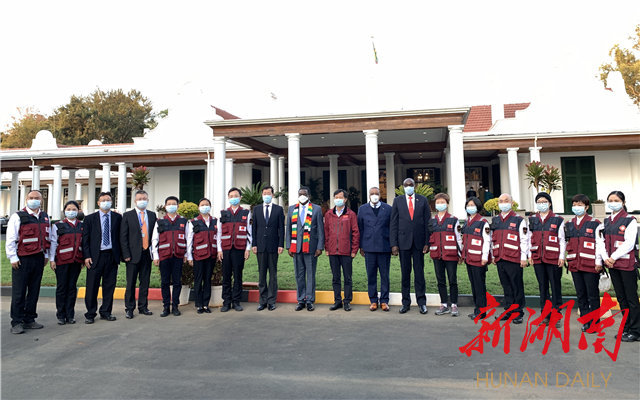 湘助非洲?日记丨“夸中医药厉害时，我内心的小骄傲在翻滚”