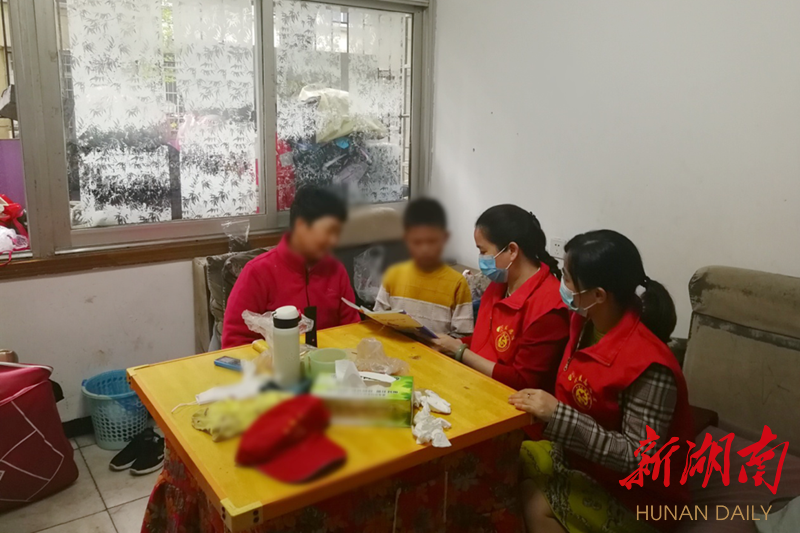 情系学生助成长 爱心家访暖心田