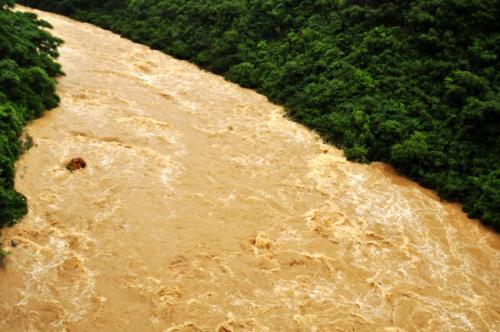 未来一周全省持续强降雨 山洪灾害、地质灾害、暴雨预警齐发