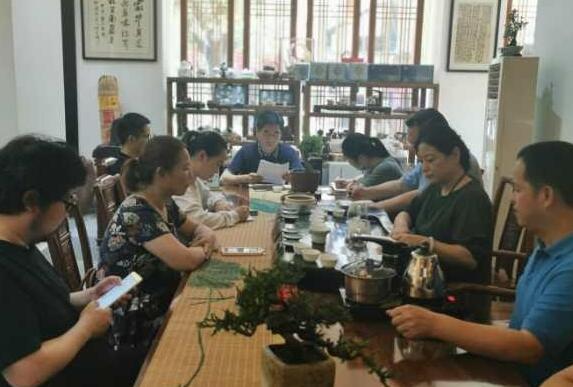 省食文化研究会举行湖南工夫红茶制作技艺品鉴活动