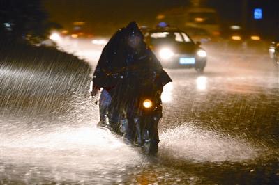 湖南明起迎今年入汛以来最强降雨过程 湘西局地或有特大暴雨