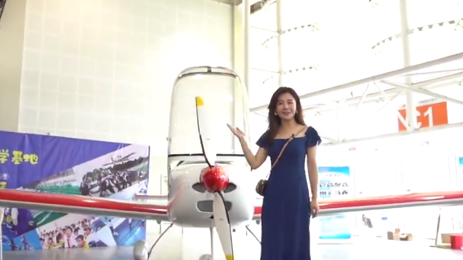“果”真“婧”彩----轻型飞机开进2020湖南旅博会！