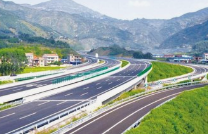湖南高速集团闻汛而动，处治迅速 确保高速公路安全通畅