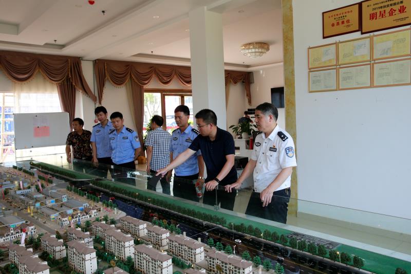 沈林松到永州大道沿线开展优化营商环境调研