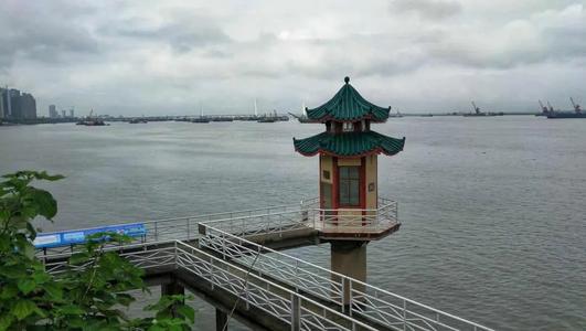城陵矶水位退保但仍超警近2米  洪峰水位34.74米