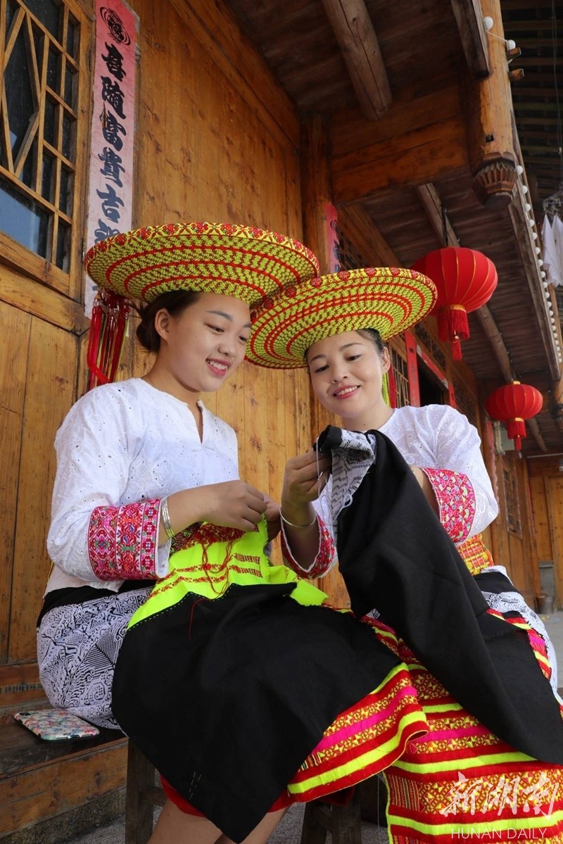 湖南的服装特色与民俗图片
