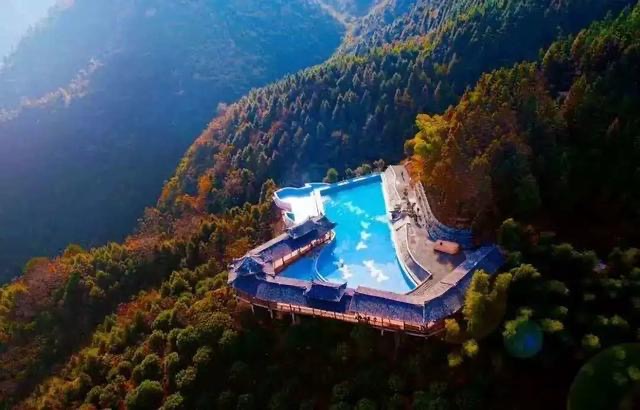 雪峰山避暑游的客人达63万人次——山地度假开启湘游新局面
