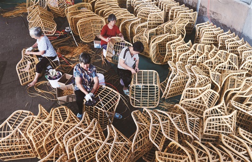 湖南日报| 图片新闻：巧手增收