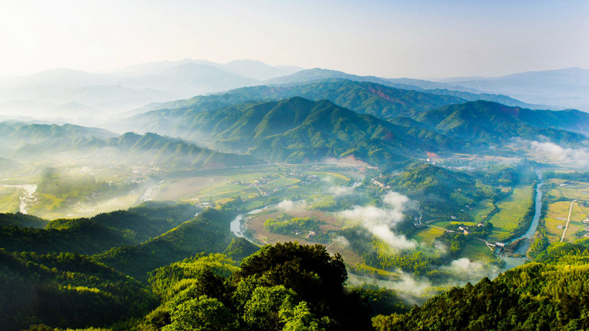 大围山：搭好大美水果台 唱好共同致富戏