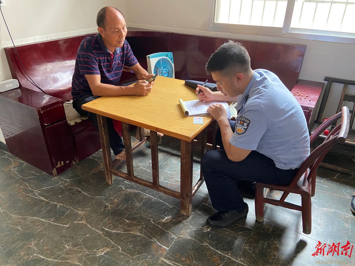 启明街道联合执法打非治违除隐患