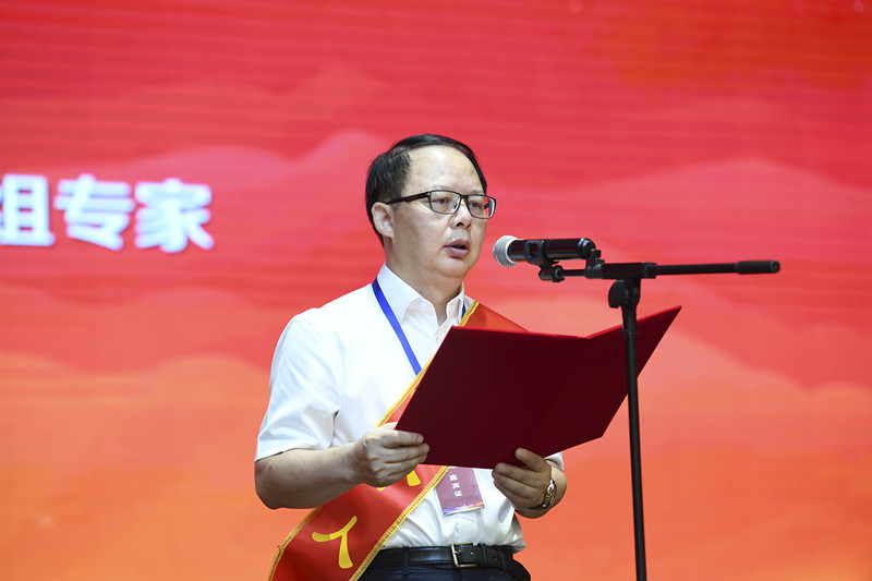 抗疫先进风采丨吴安华：守土有责，初心不变