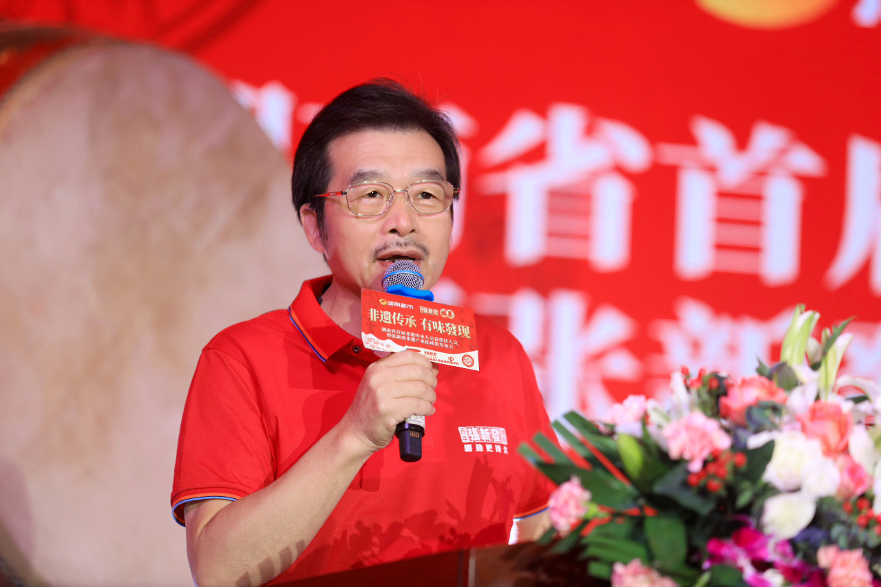 张新发槟榔制作技艺非遗传承人——张刚强 张新发槟榔制作技艺非遗传承人——张刚强