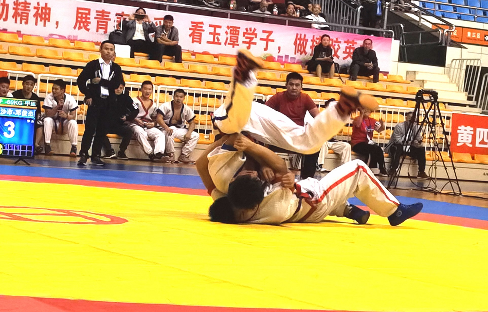 2020省“玉潭中学杯”青少年中国式摔跤锦标赛在宁乡开赛