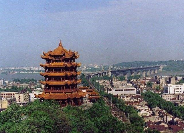武汉黄鹤楼国庆中秋双节开放夜游 系1985年重建落成以来首次