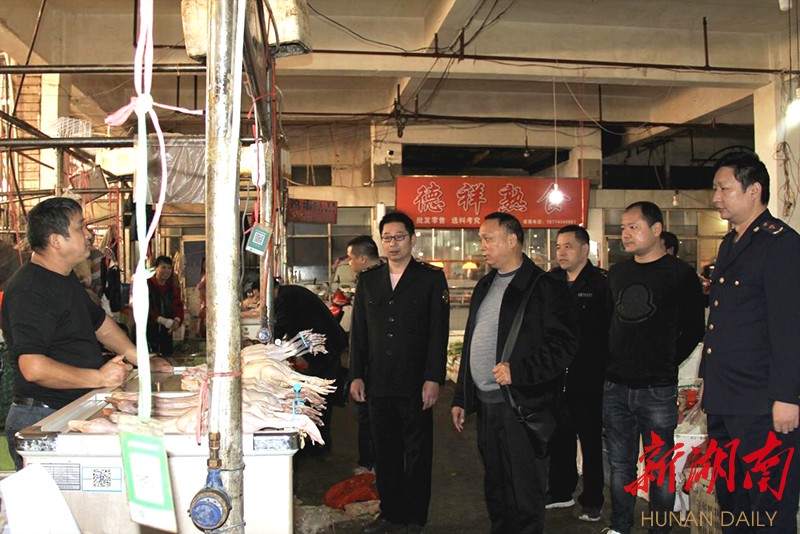 武陵区开展活禽交易宰杀监管“回头看”