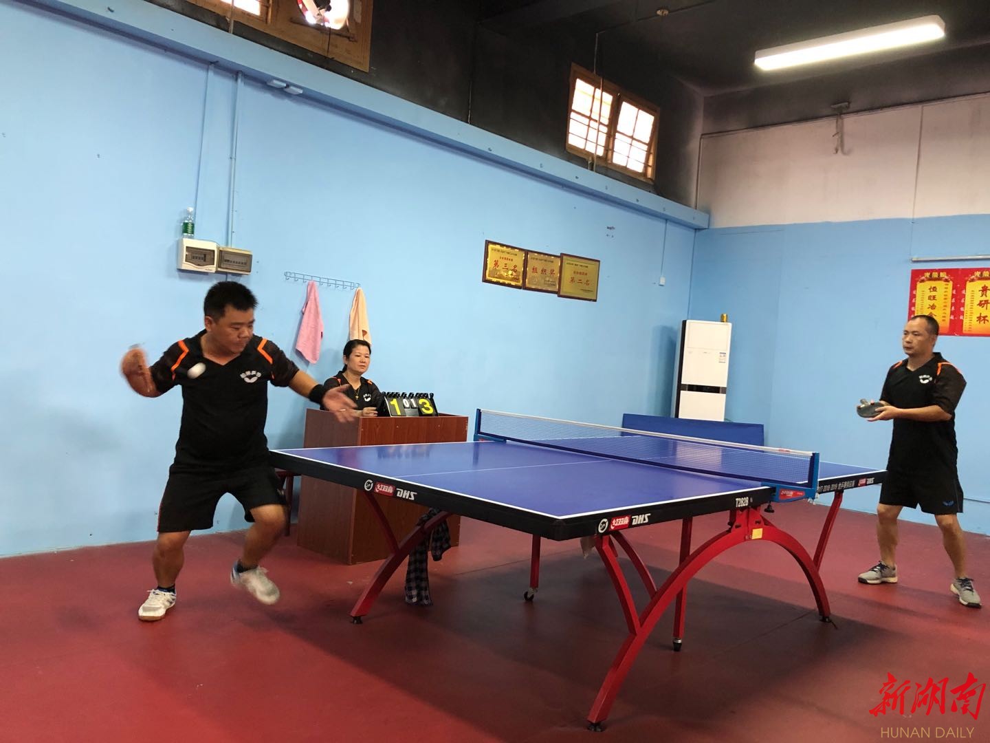 永兴县柏林镇举行第六届“恒旺冶金杯”乒乓球赛