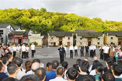 习近平在湖南考察时强调 在推动高质量发展上闯出新路子 谱写新时代中国特色社会主义湖南新篇章