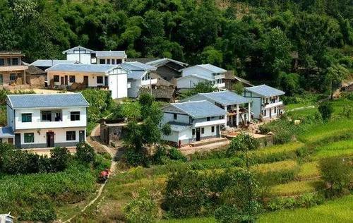 宅基地政策没有变！城镇户籍子女可继承使用权，但不能上市