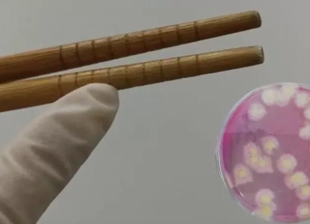 开水烫筷子真的有用吗？真相在这里！