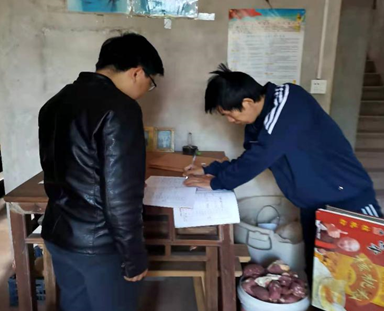 祁阳下马渡镇市门前完小开展教育扶贫走访