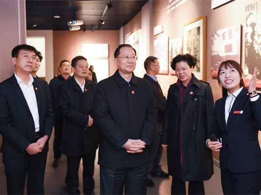 毛伟明赴韶山瞻仰并调研