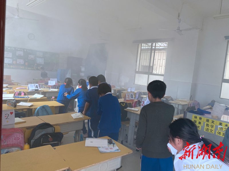 长沙市“校园安全小卫士”活动在韶山南路学校启动