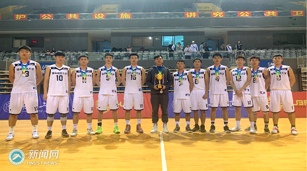 湖南科技大学男子篮球代表队喜获湖南省大学生篮球联赛亚军