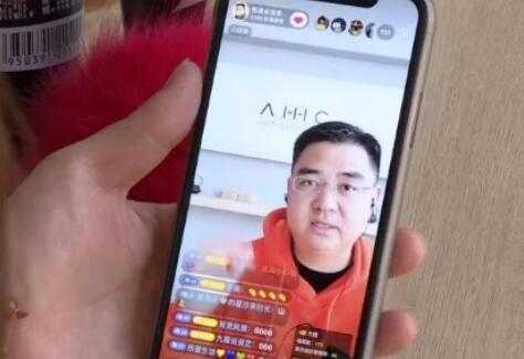 今日快评丨县长们都玩转直播带货，那你呢？