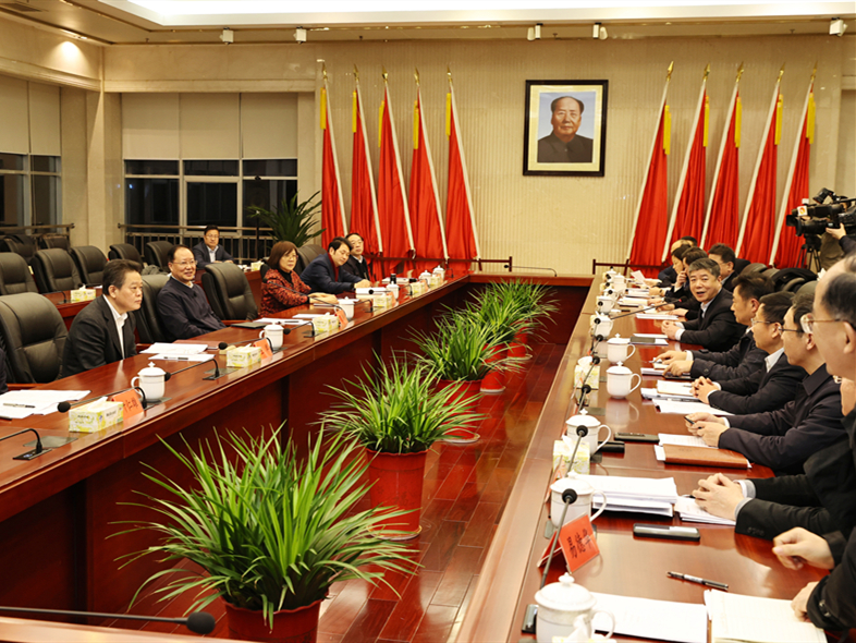 毛伟明在省财政厅调研时强调为实施“三高四新”战略提供坚强财力保障