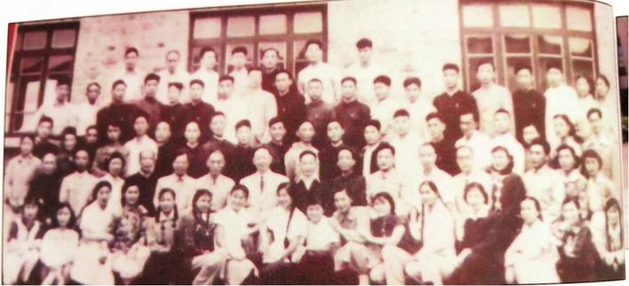 李筱凤：巴陵戏的一代宗师