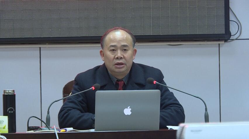 全会精神宣讲报告会,县人大常委会主任黄志坚作宣讲报告,副主任刘江明