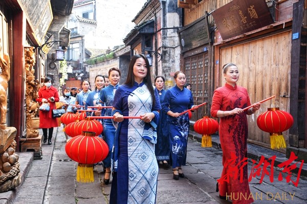 湖南的服装特色与民俗图片