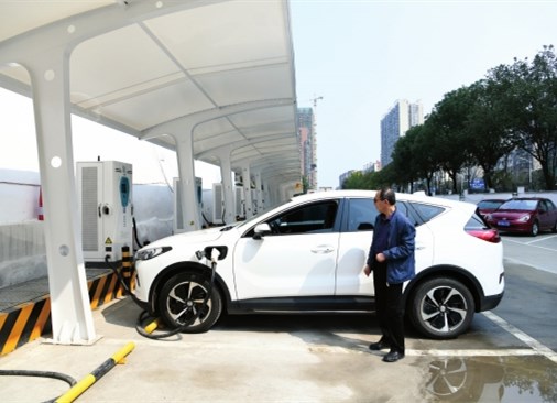 长沙明年将建成2万个公共充电桩 2025年底湖南充电设施保有量达到40万个以上