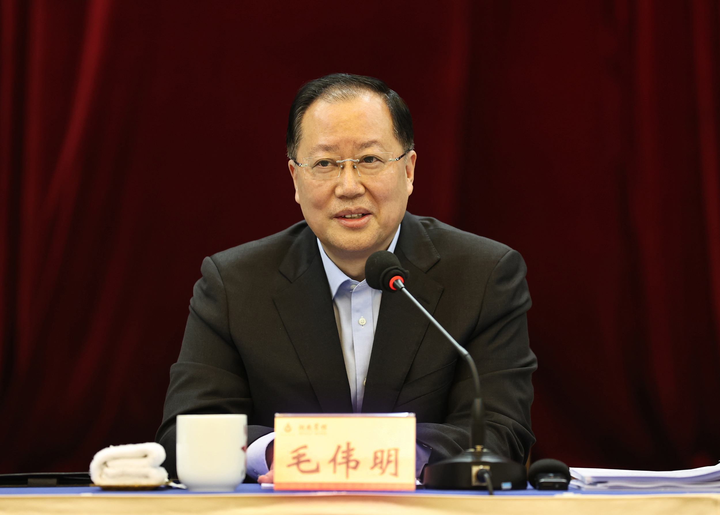 毛伟明撰文：传承红色基因 坚定初心使命