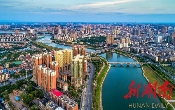 2020年,衡阳市蒸湘区保持定力强担当,着眼长远谋发展,立足当前抓推进