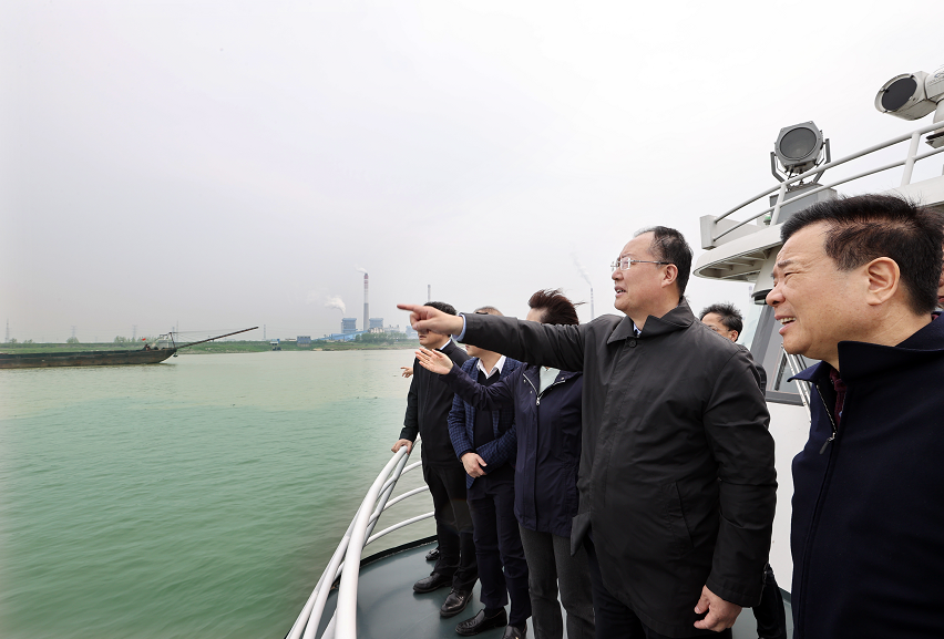 毛伟明在岳阳督导检查时强调：守护好一江碧水 加快建设美丽湖南
