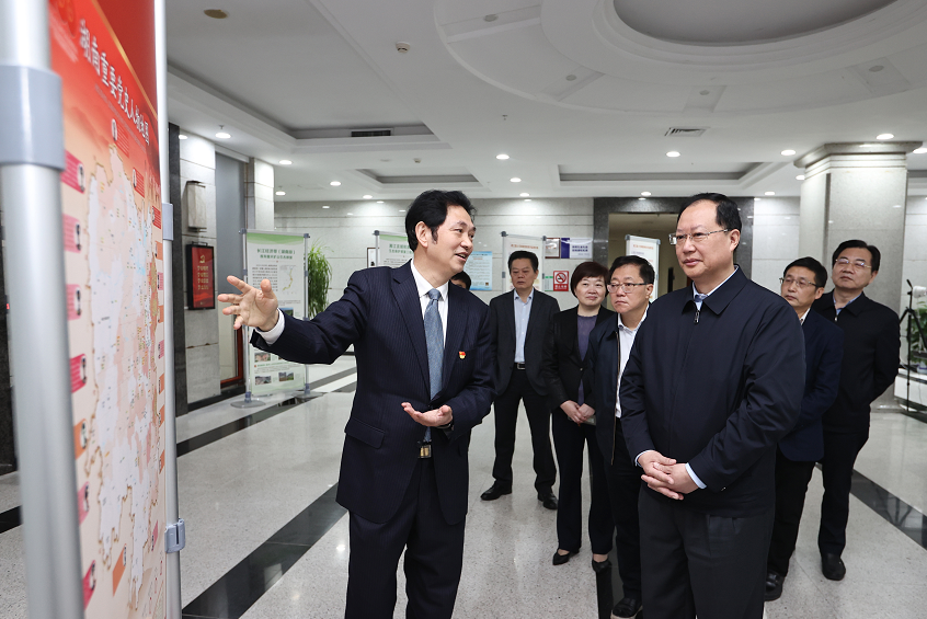 毛伟明在省自然资源厅调研时强调：为现代化新湖南建设提供更高效保障