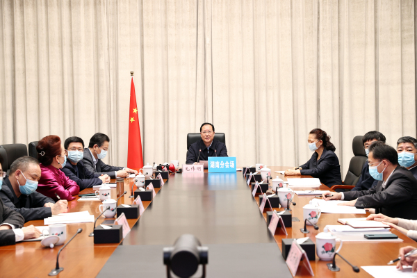 省政府与国家卫生健康委签订协议 共建国家医学中心和国家区域医疗中心