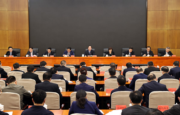 毛伟明：为实施“三高四新”战略营造风清气正发展氛围