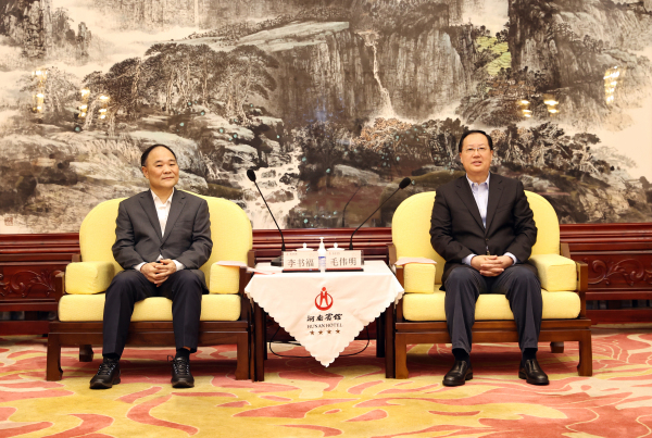 吉利新能源新SUV项目落户湖南 毛伟明李书福出席并见证签约