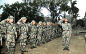 湘潭市举行民兵应急营集中点验并授旗