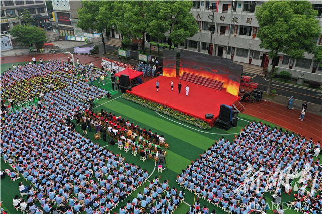"学党史 颂党恩 跟党走" ——金庭学校举行庆祝建党 100 周年红色阅读