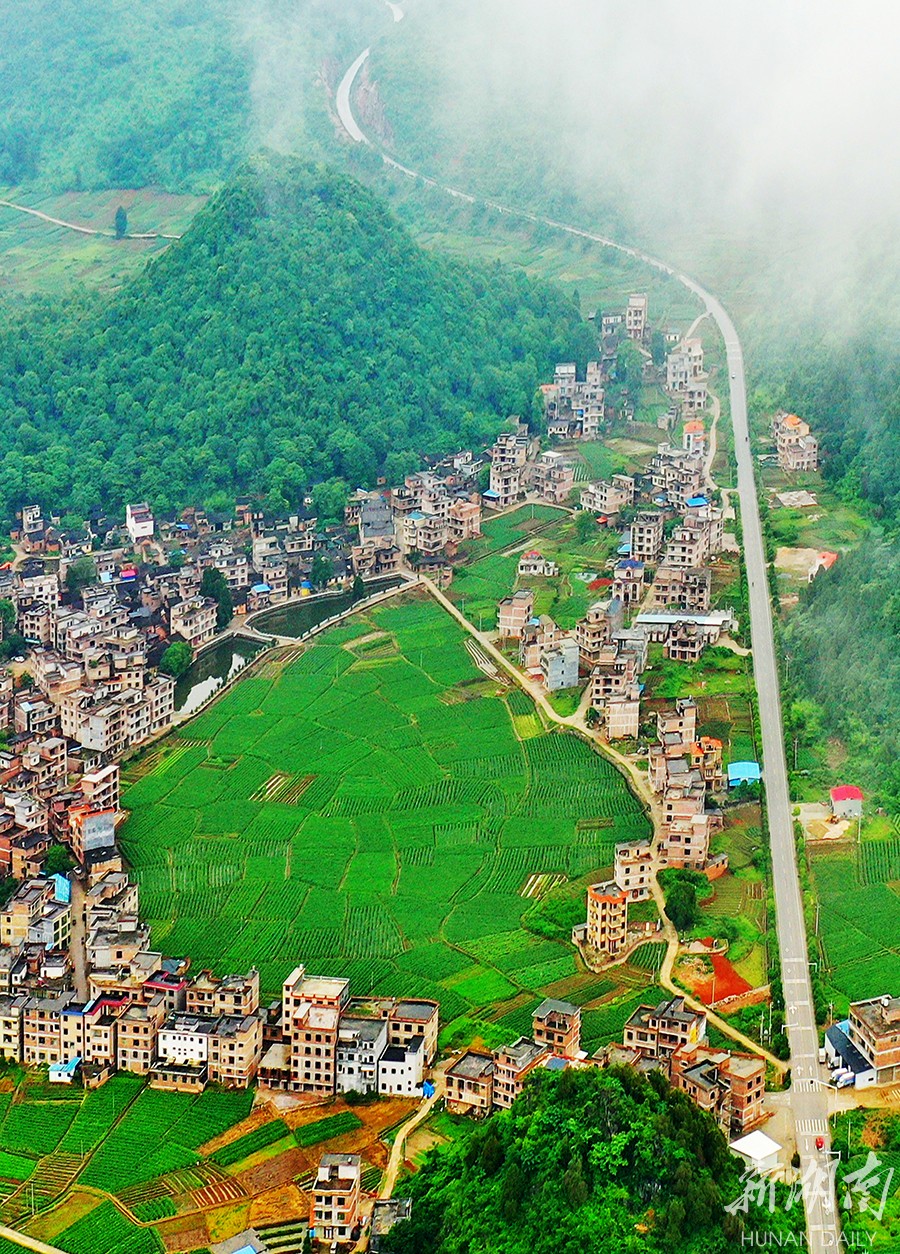 5月18日,新田县石羊镇田心村周边,美不胜收.