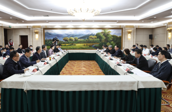 打造新能源省际合作典范  湖南宁夏合作交流座谈会在银川举行  陈润儿毛伟明咸辉等出席