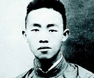 百年瞬间丨一大代表邓恩铭