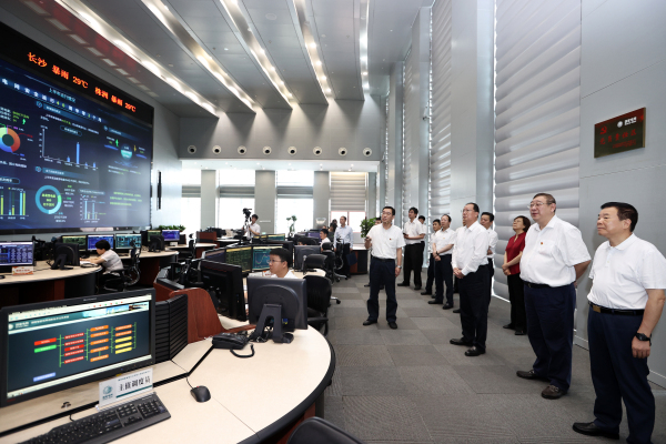 毛伟明在国网湖南电力调研：坚决打赢电力迎峰度夏攻坚战